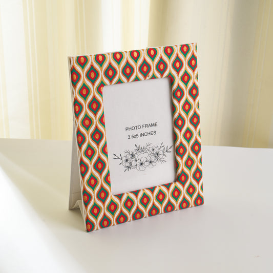 Eco-Friendly Tabletop Frame for Home & Office Décor