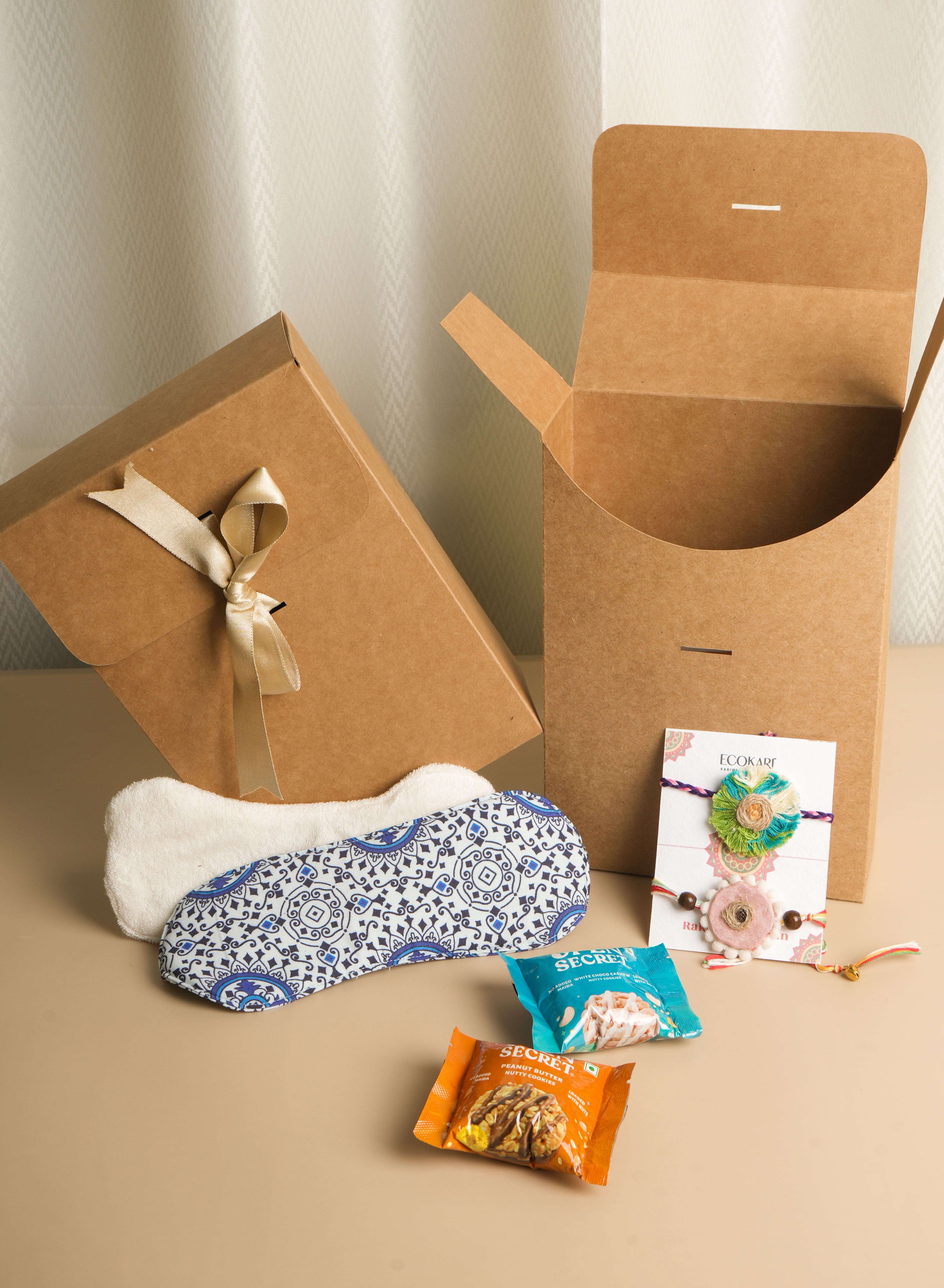 Bhaiya Bhabhi Rakhi Gift Box | Personal Care