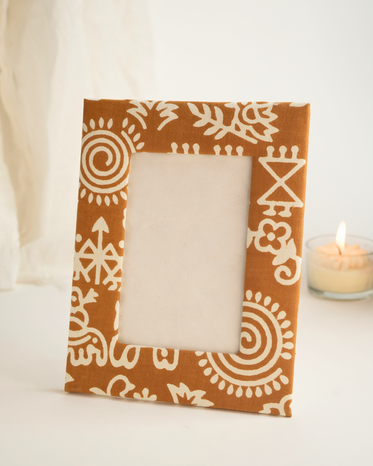 Warli Tales – Handmade Paper Photo Frame | Desk Essentials
